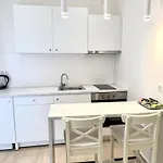 E & G- Figareto 4 *